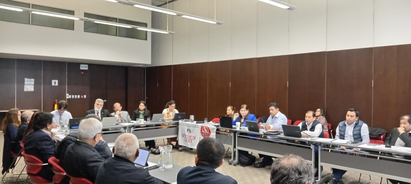 OIT se reúne con las 4 centrales sindicales del Perú para demandar la aplicación plena del convenio 87 sobre libertad sindical y la protección del derecho a sindicación